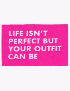 Perfect Outfit | Woven sew-in label