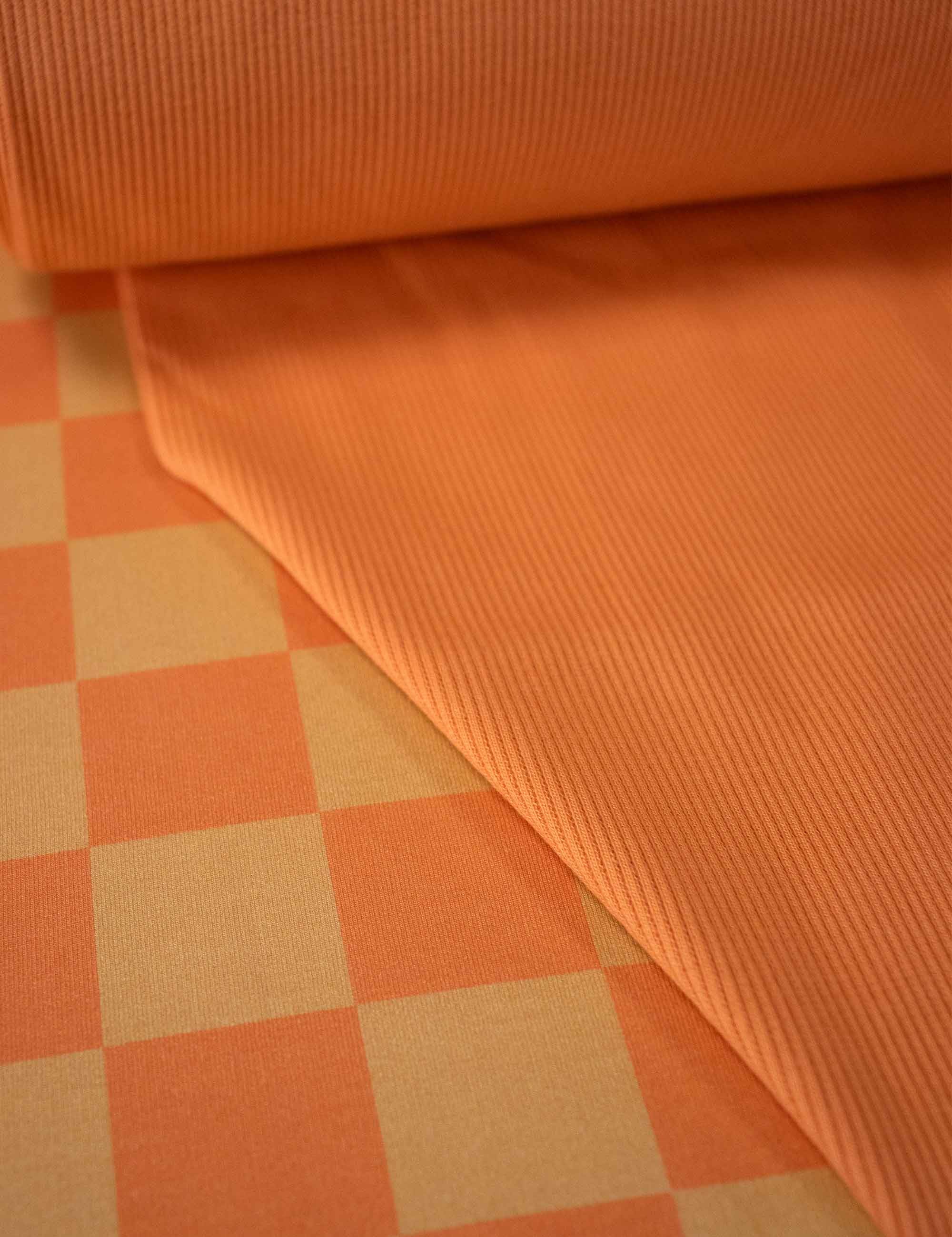 Bittersweet Orange Check – French Terry stof – 170 cm breed