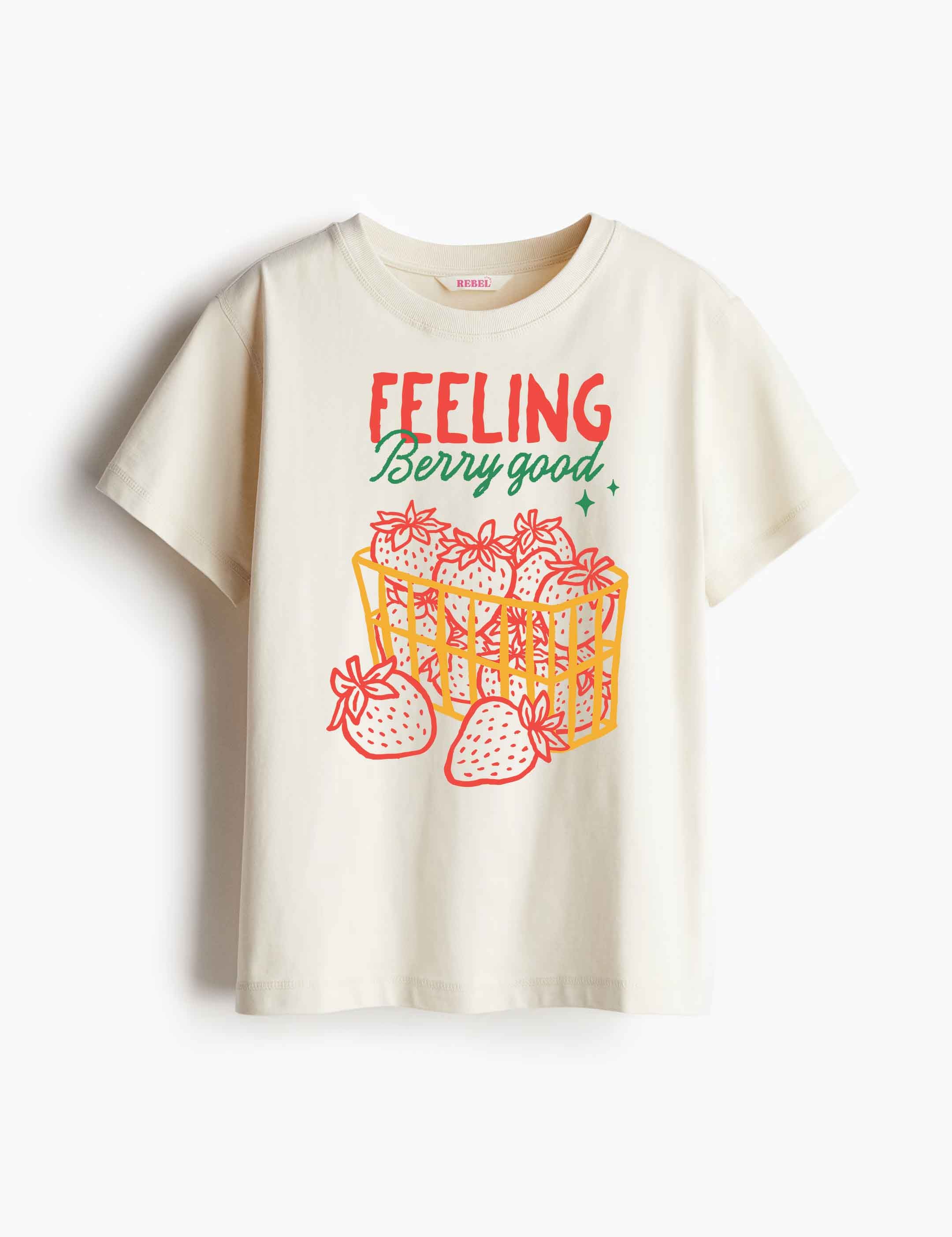 Feeling Berry Good - Hand Drawn – Strijktransfer – op een T-shirt