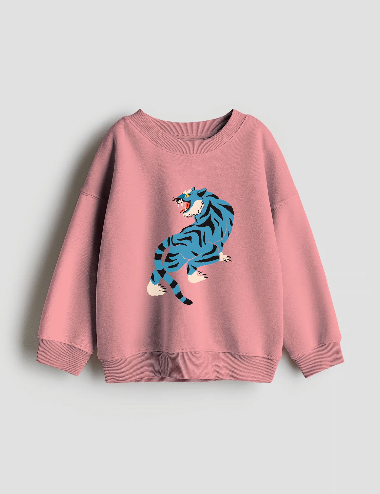 Blue Tiger Rise - Carousel Clash – Strijktransfer – op een trui