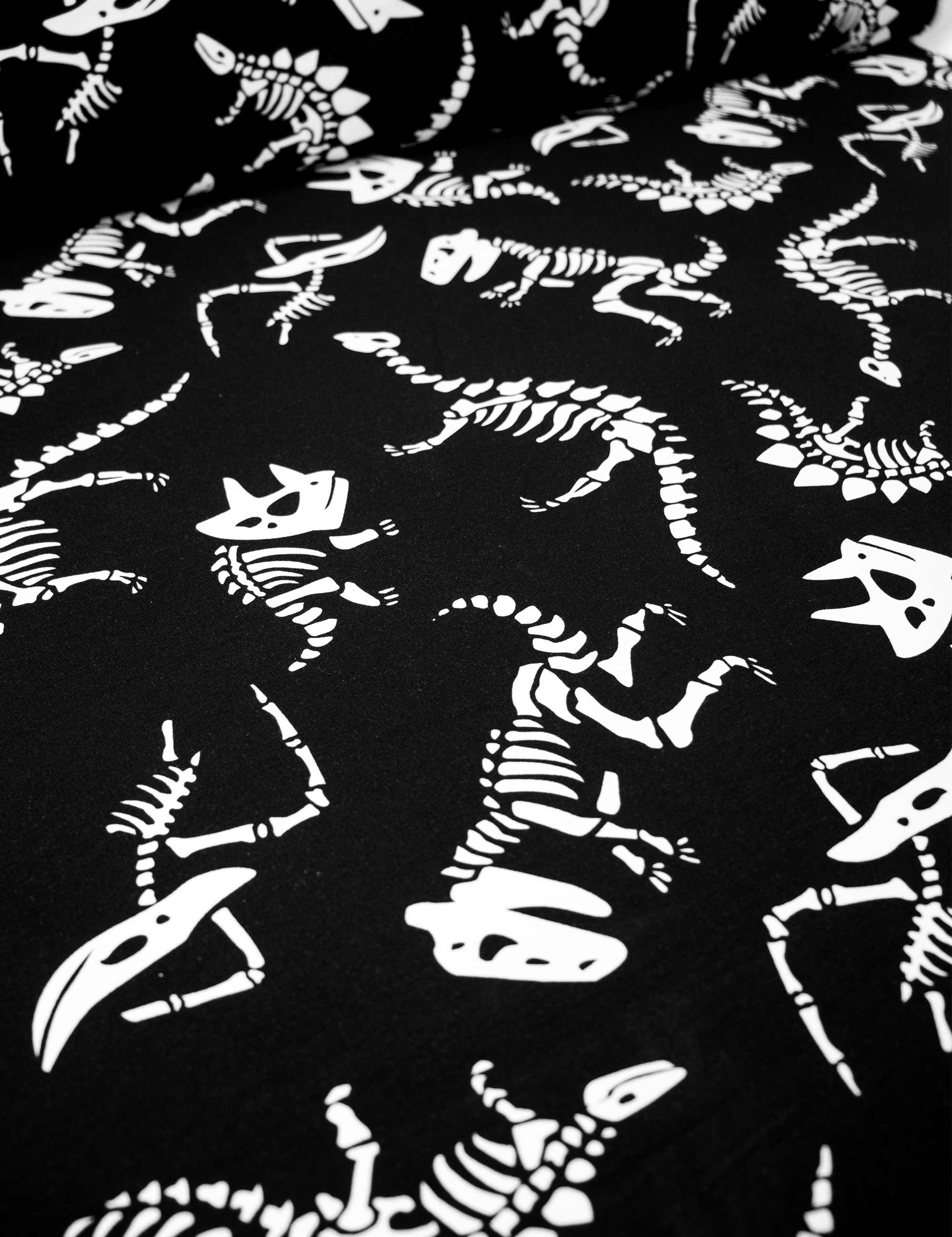 Bone Parade Static Black – French Terry stof – 170 cm breed
