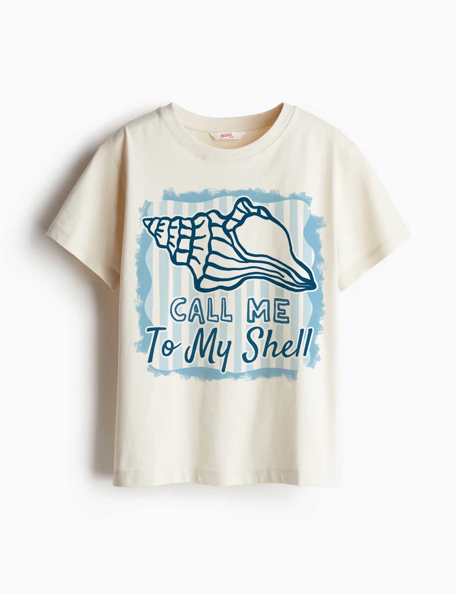 Call Me To My Shell - Saltwater Stories – Strijktransfer – op een T-shirt