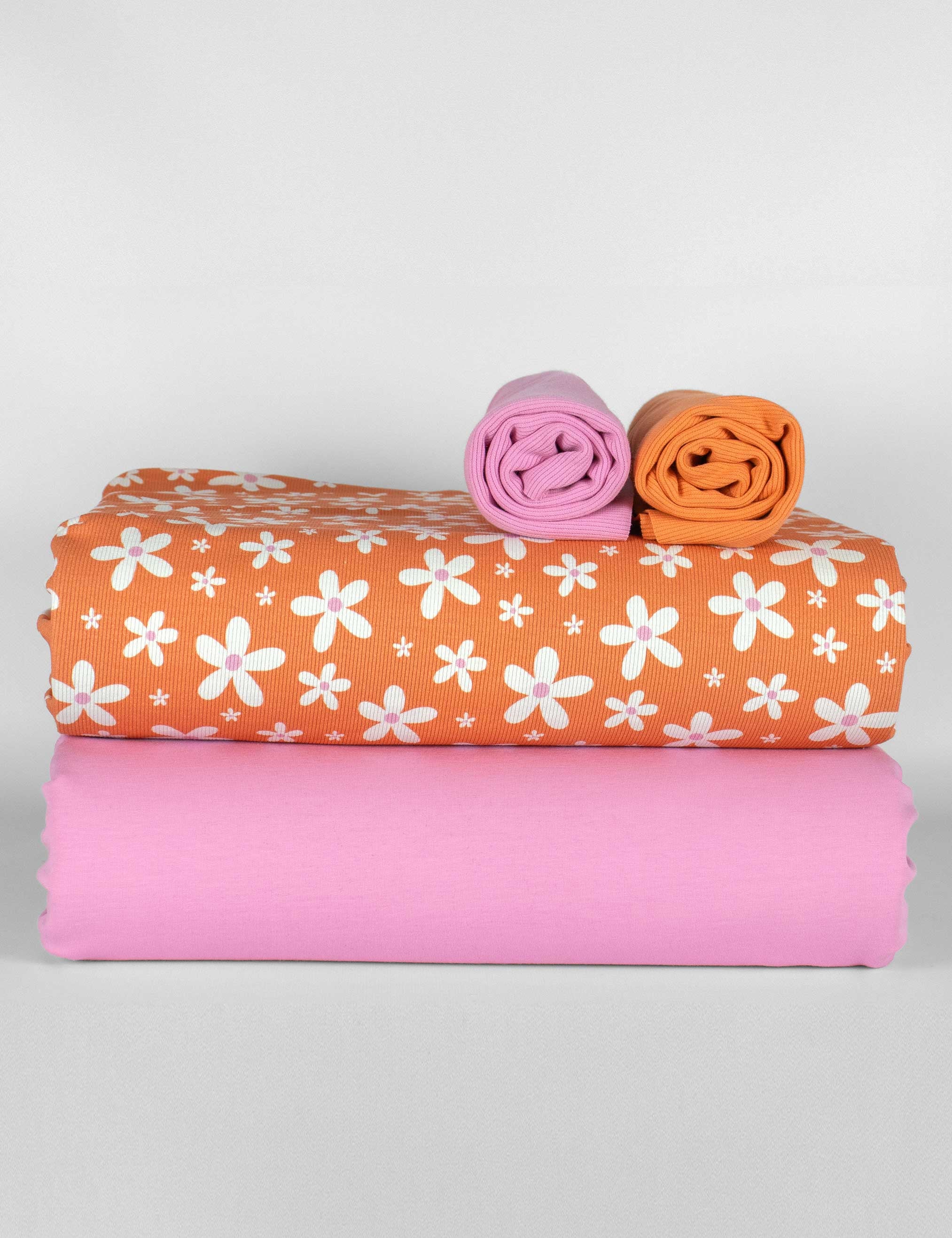 Daisy Pop Bittersweet Orange – Rib tricotstof – 125 cm breed