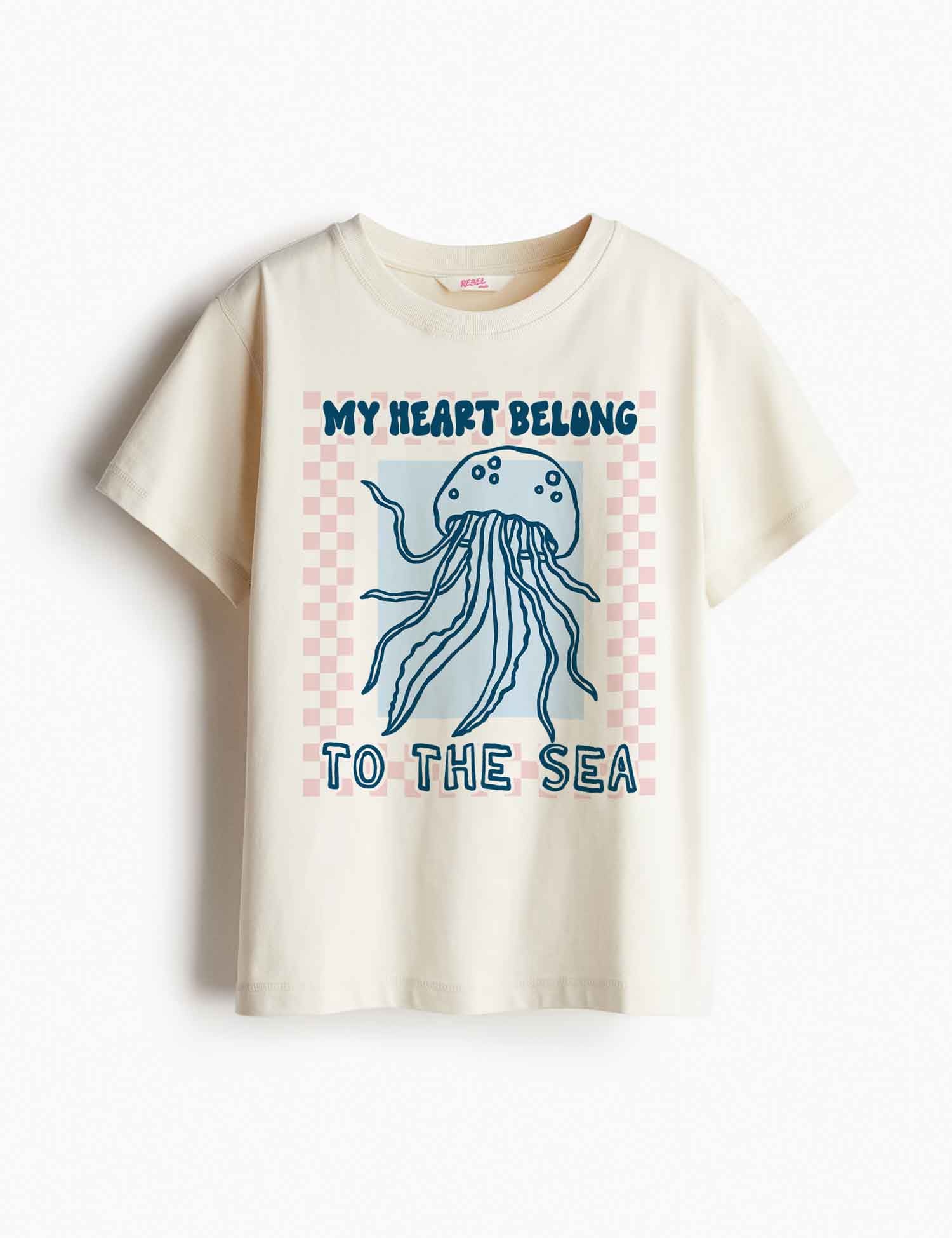 My Heart Belongs To The - Sea Saltwater Stories – Strijktransfer – op een T-shirt